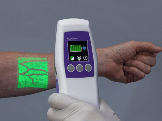 Accuvein AV500 testé sur un patient