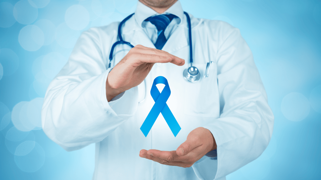 Médecin tenant un ruban bleu pour lutter contre le cancer de la prostate
